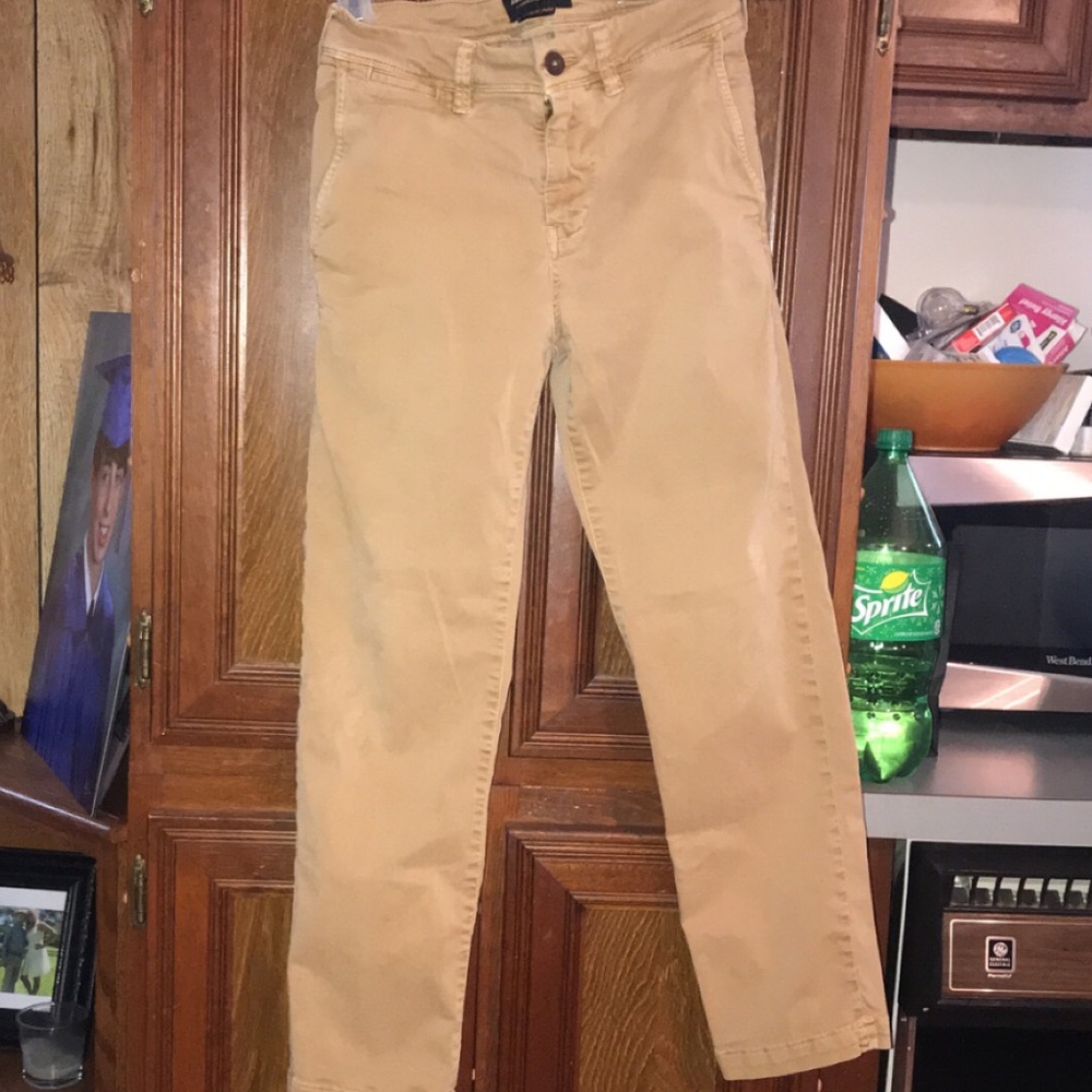 American Eagle Men’s khaki pants.